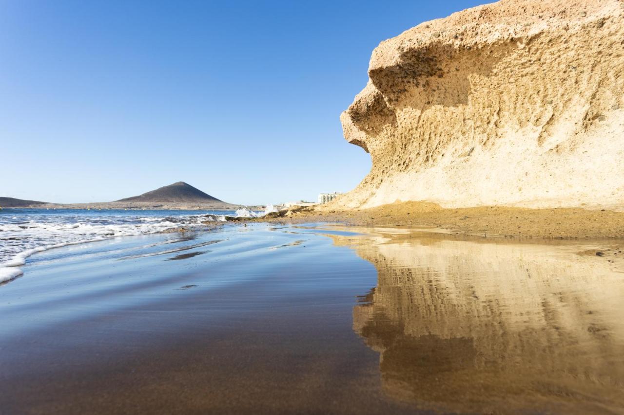 Home2Book Beachfront El Medano Екстер'єр фото