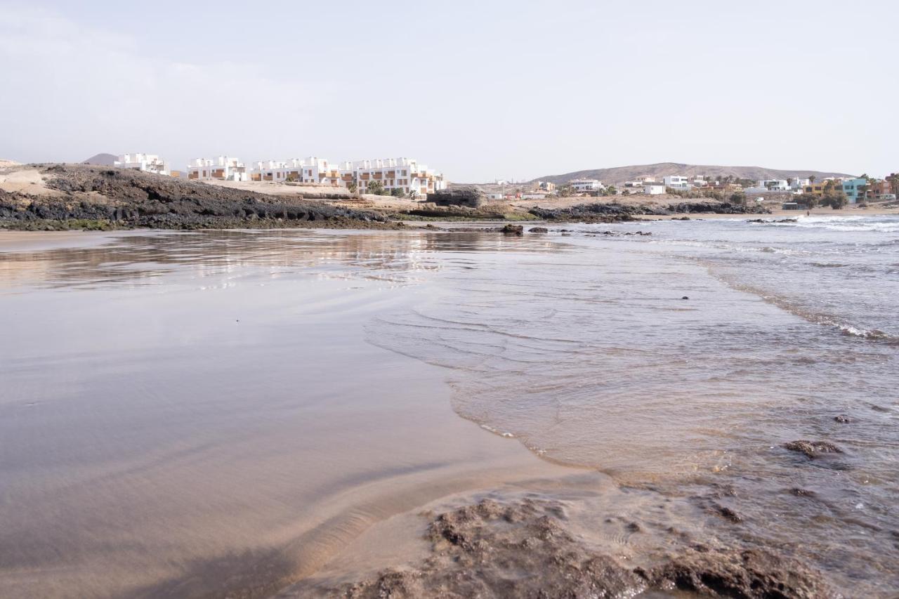 Home2Book Beachfront El Medano Екстер'єр фото