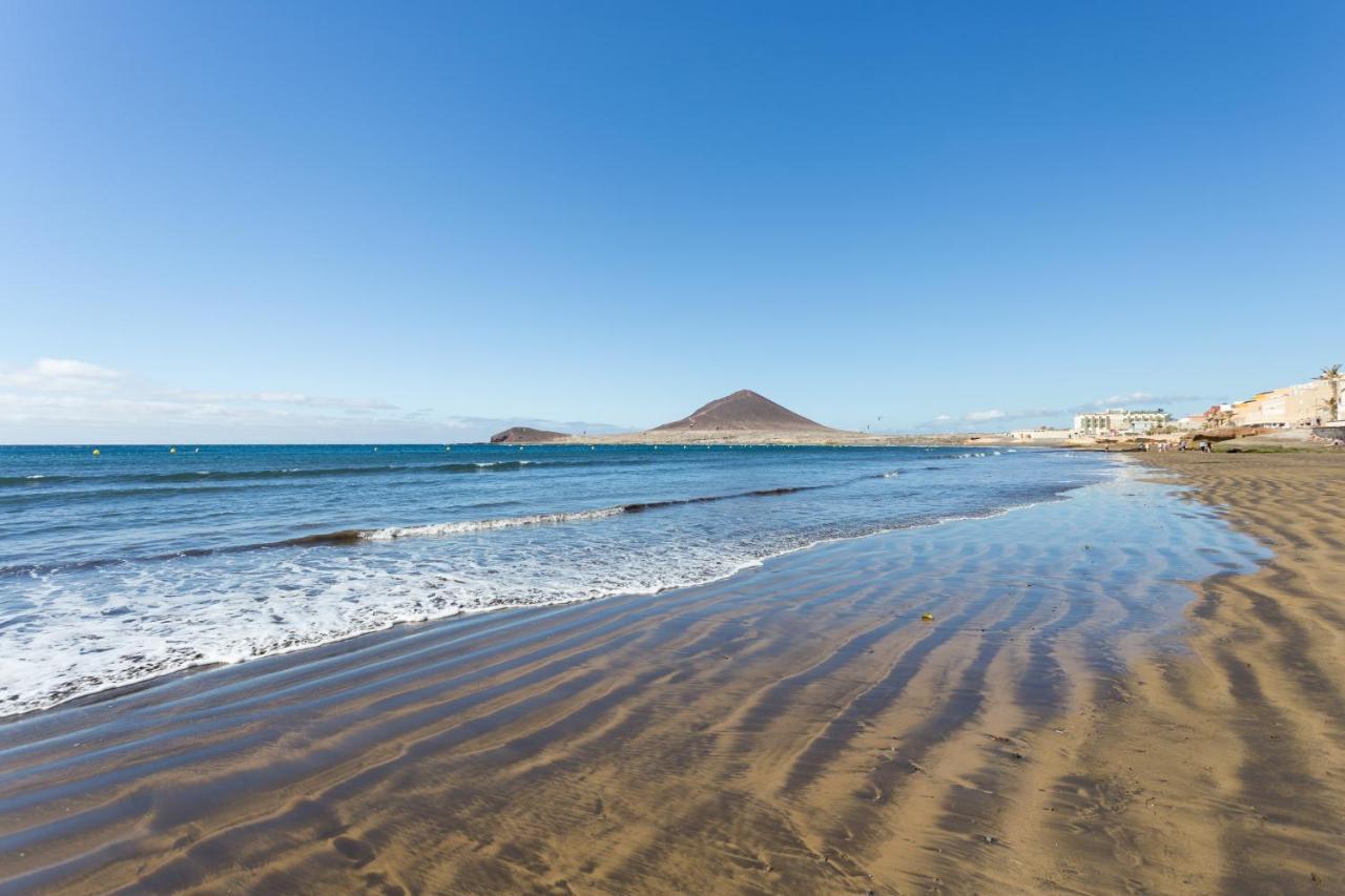 Home2Book Beachfront El Medano Екстер'єр фото