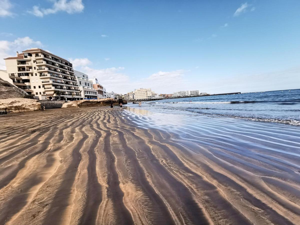 Home2Book Beachfront El Medano Екстер'єр фото